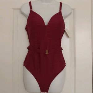 New one-piece swimsuit